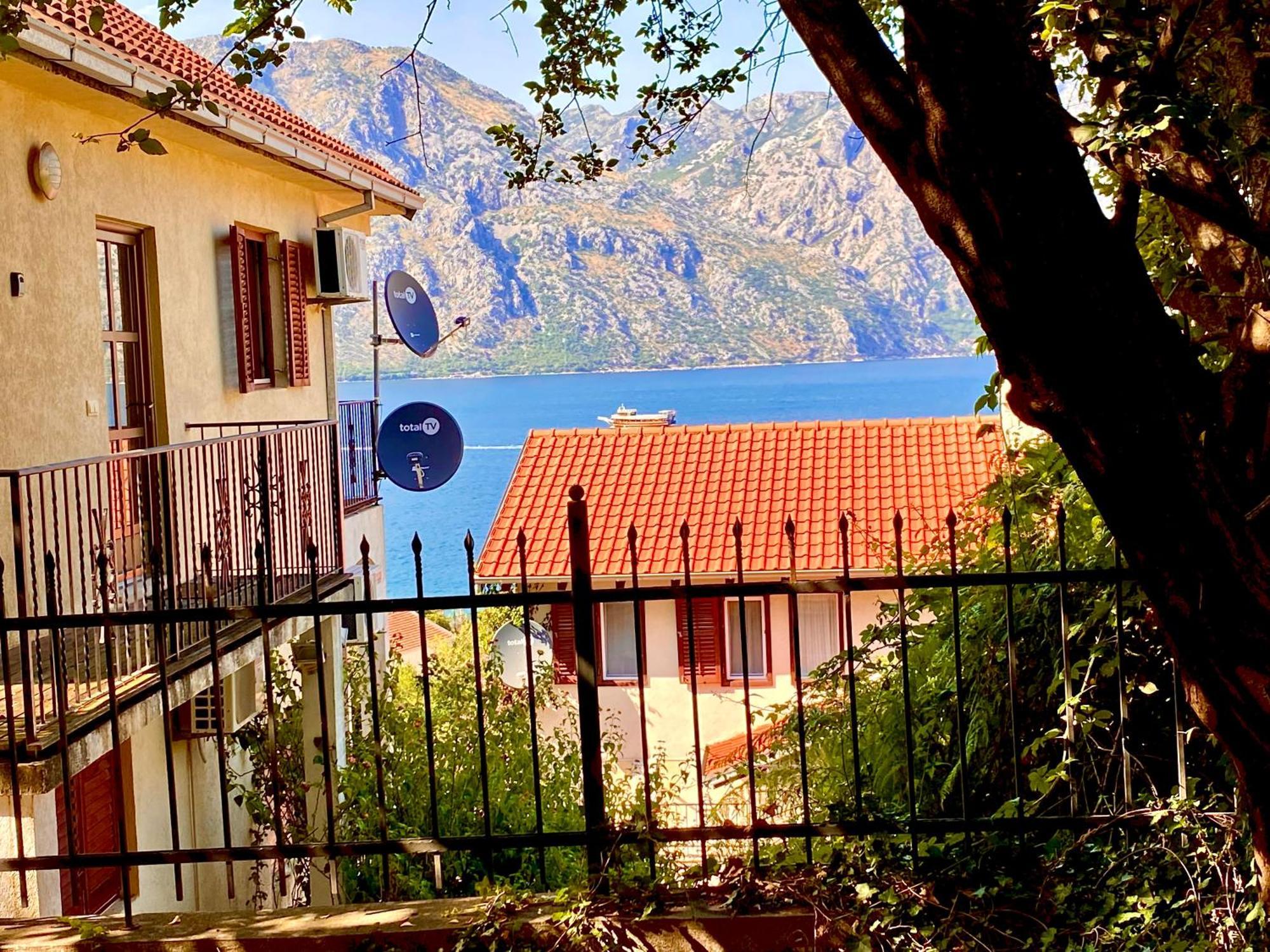 Villa Svetlana Prčanj Kültér fotó